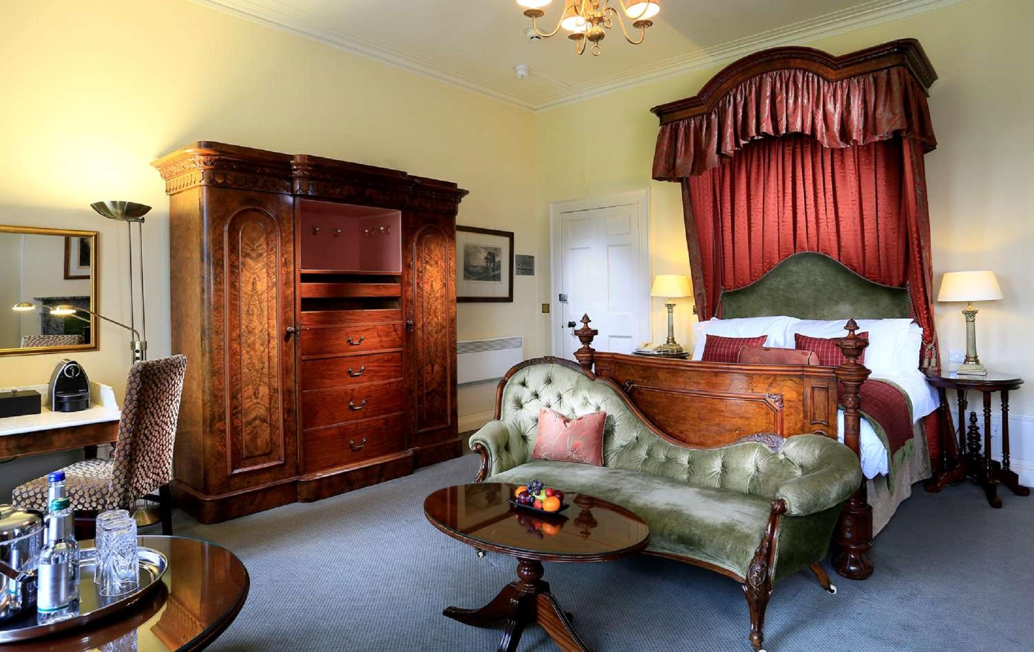 Maison d'hôtes Macdonald Pittodrie House à Chapel of Garioch Extérieur photo