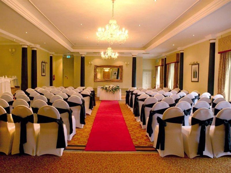 Maison d'hôtes Macdonald Pittodrie House à Chapel of Garioch Extérieur photo