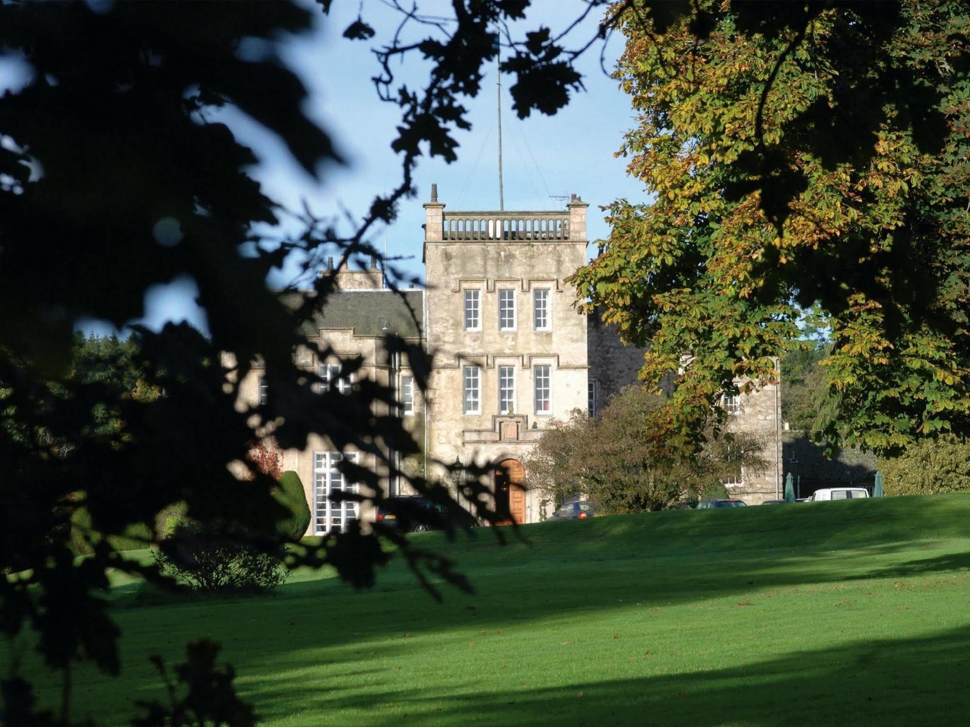 Maison d'hôtes Macdonald Pittodrie House à Chapel of Garioch Extérieur photo
