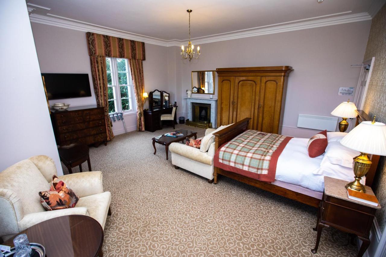 Maison d'hôtes Macdonald Pittodrie House à Chapel of Garioch Extérieur photo